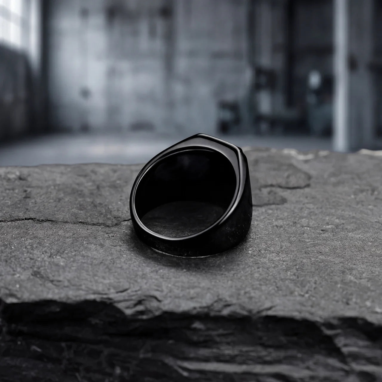 Vexal Noir — The Signet