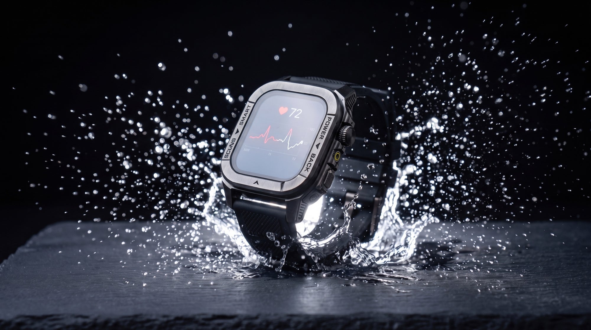 VEXAL Titan smartwatch in opspattend water